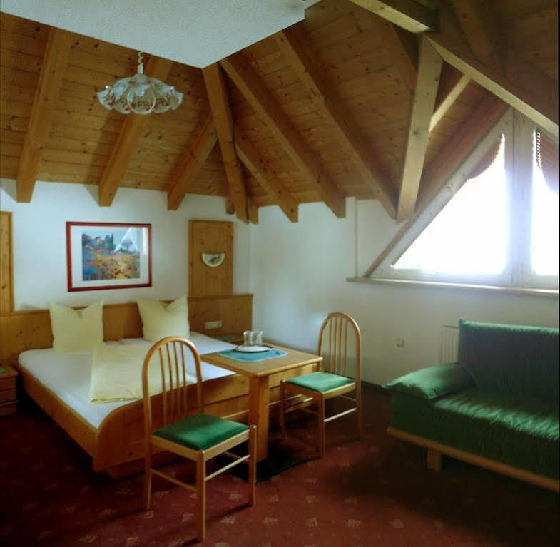 Hotel Germania 이스크글 외부 사진