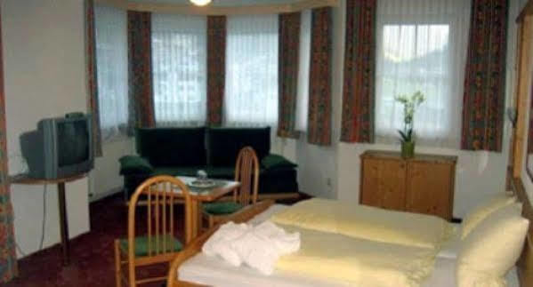 Hotel Germania 이스크글 외부 사진